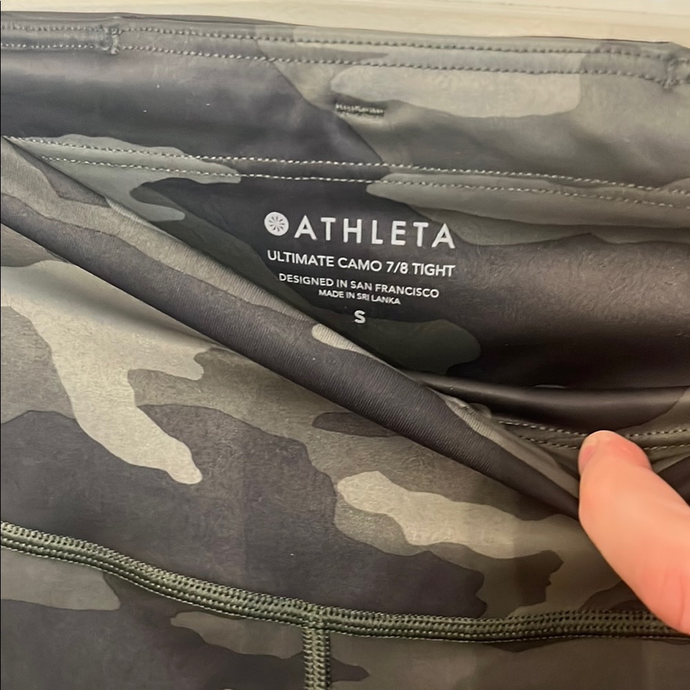 Athleta Ultimate Camo 7/8 Tights - Picture 2 of 4